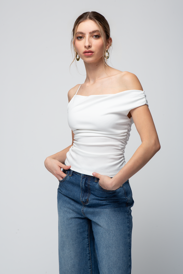 BLUSA ASIMÉTRICA