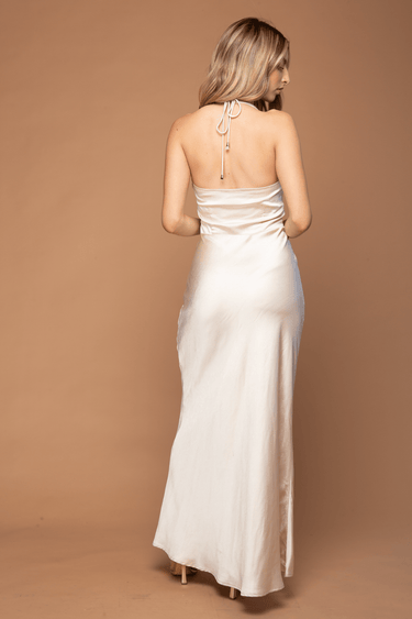 VESTIDO LARGO SATINADO HALTER - Ferriano Store