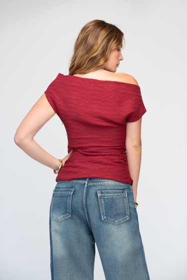 BLUSA ASIMÉTRICA