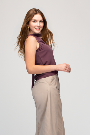 Blusa Asimetrica De Un Solo Hombro Con Corbata