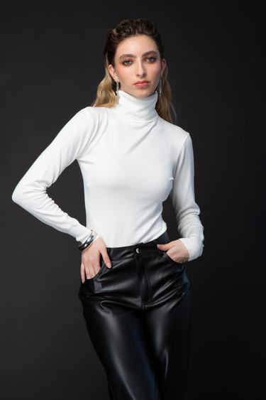 Blusa Tejida Cuello Tortuga