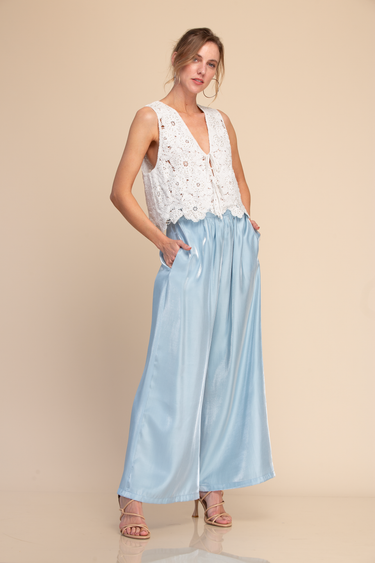 BLUSA TEJIDA DE AMARRES