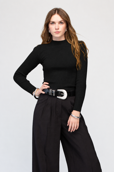 Blusa Basica Tejida Manga Larga