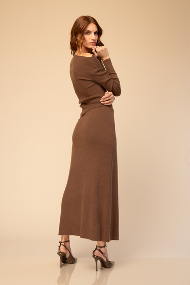 SET TOP Y FALDA ASIMÉTRICO