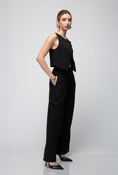 SLEEVELESS CROP TOP AND SKIRT SET
