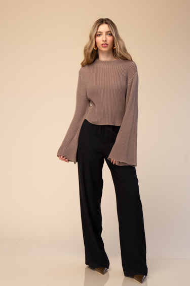 SUÉTER CROP DE MANGA AMPLIA