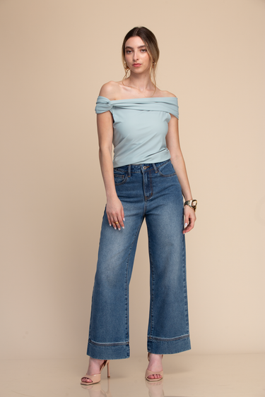 BLUSA OFF SHOULDER CON NUDO