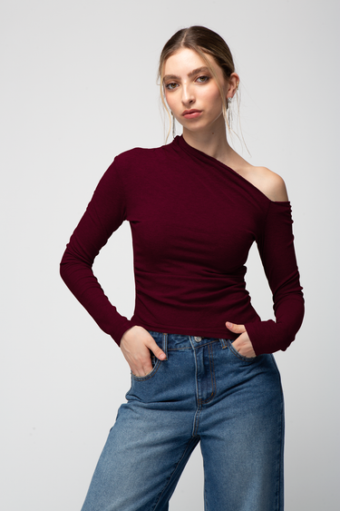 BLUSA ASIMÉTRICA MANGA LARGA